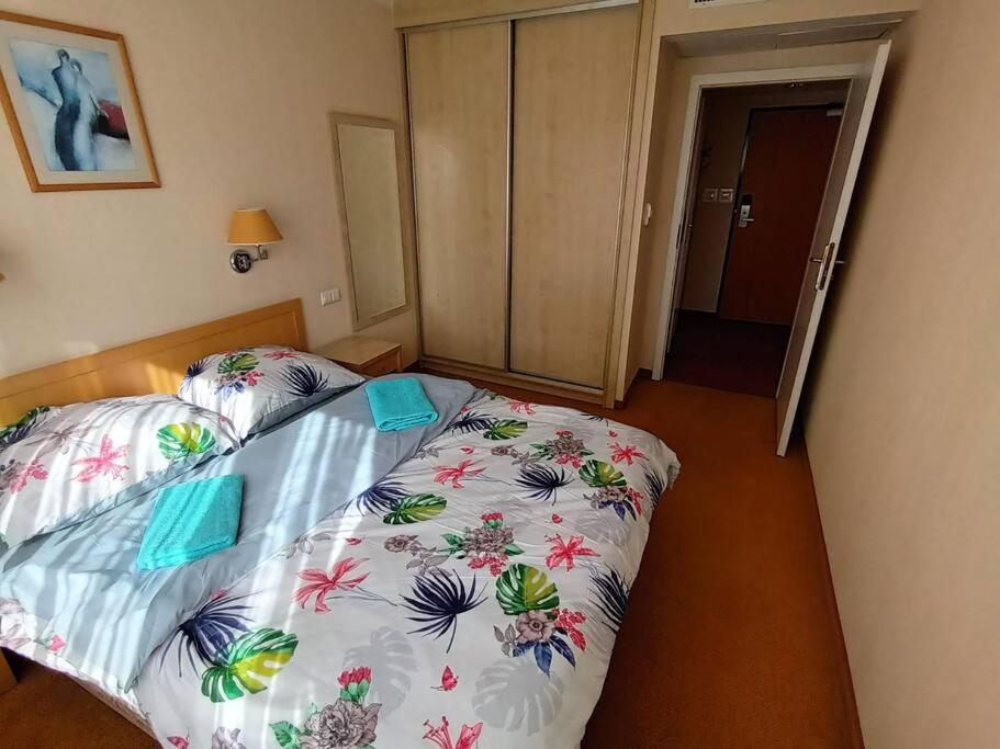 10Q - Z6 Apartament 901 Warszawa Exteriör bild
